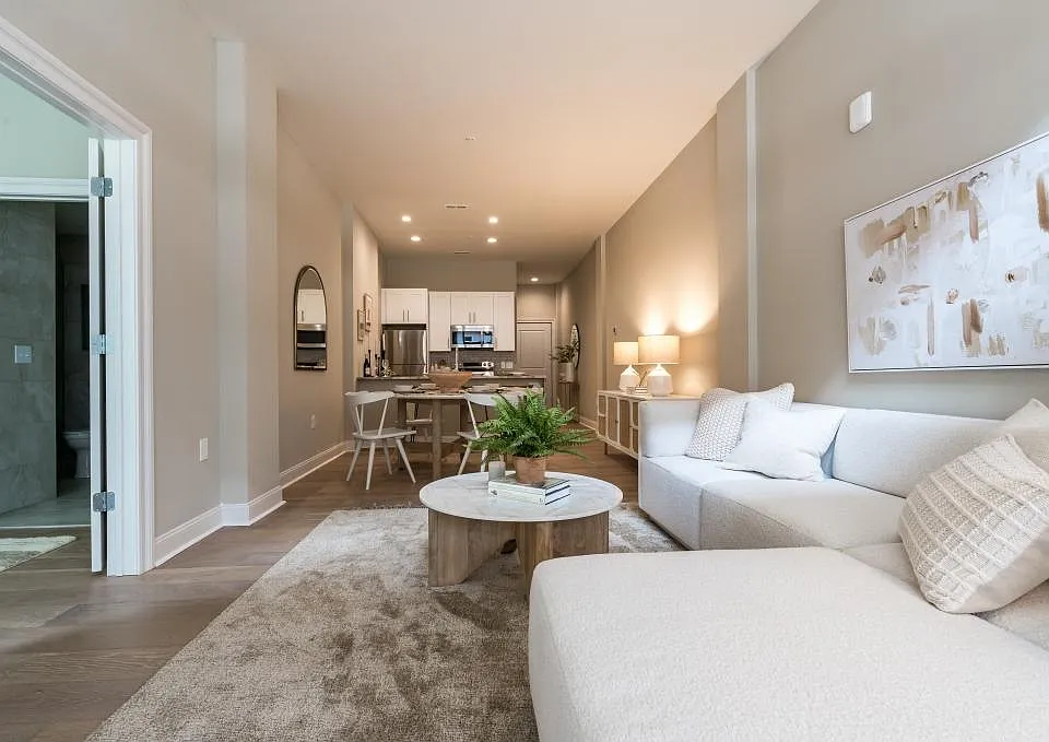 EIGHT WEST THIRD APARTMENTS