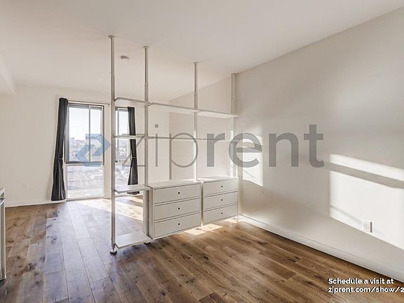 4th image of 388 Fulton St Unit 509