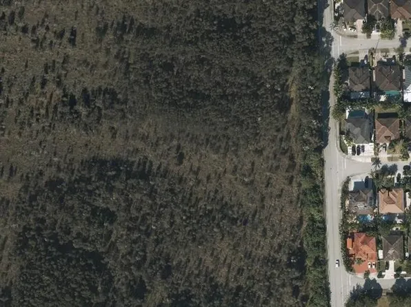 SW 167th Ave, Miami, FL 33185