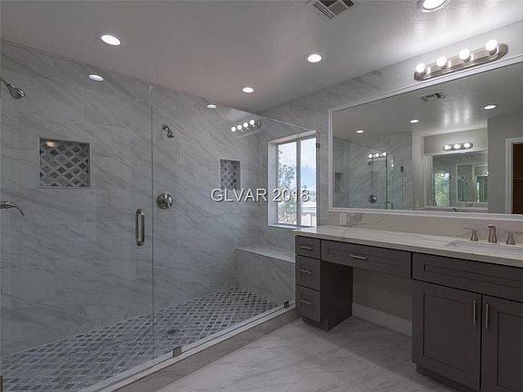 3rd image of 892 Sweeping Vine Ave