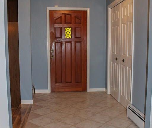 5th image of 61 Fordham Cir