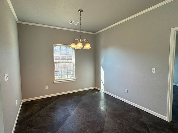 4th image of 10600 Bolen St