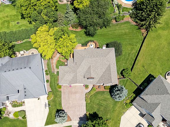 5th image of 2619 Lupine Cir