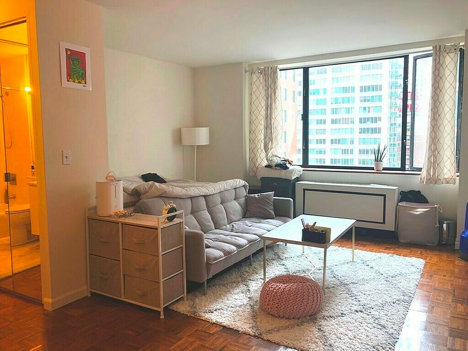 1st image of 30 W 61st St APT 12F