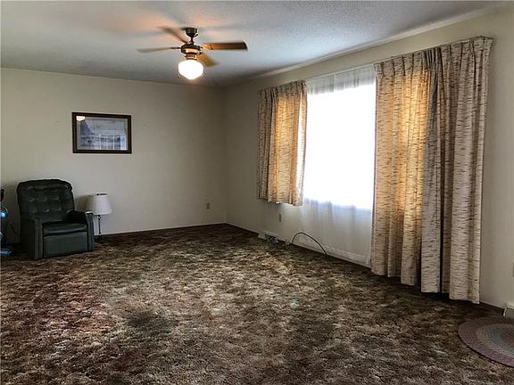 2nd image of 2605 W 21st St