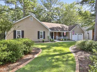 637 Grecken Grn #19, Peachtree City, GA 30269