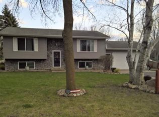 105 Maple St, Cleveland, MN 56017