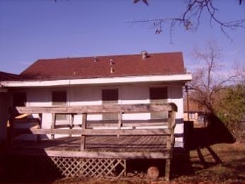 3rd image of 3924 Beverly Dr