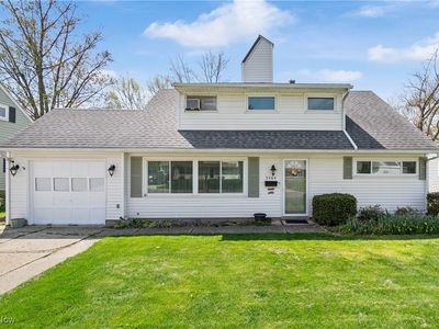 3060 Scott St, Cuyahoga Falls, OH, 44223