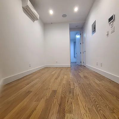 Rented by Hagstrom Management Inc | media 17