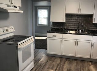 1934 N Clark St, Appleton, WI 54911