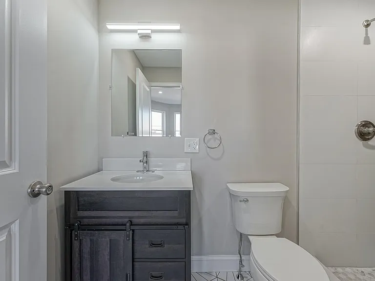 1342 S 52nd St — Photo 10