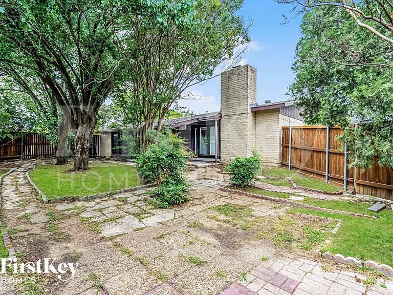 5276 Sherman Dr — Photo 15