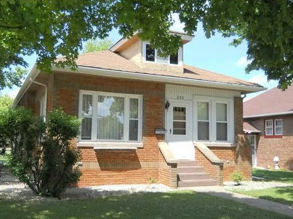 315 N School Ave, Oglesby, IL 61348
