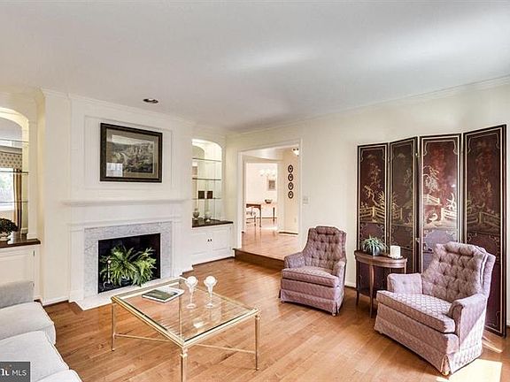 5th image of 10514 Meadow Bridge Ln
