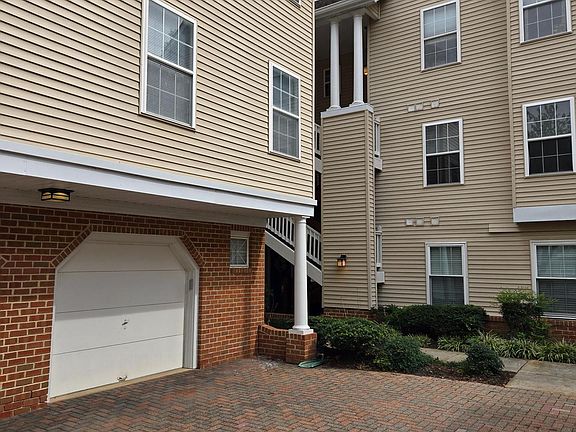 5th image of 5814 Wyndham Cir Unit 301