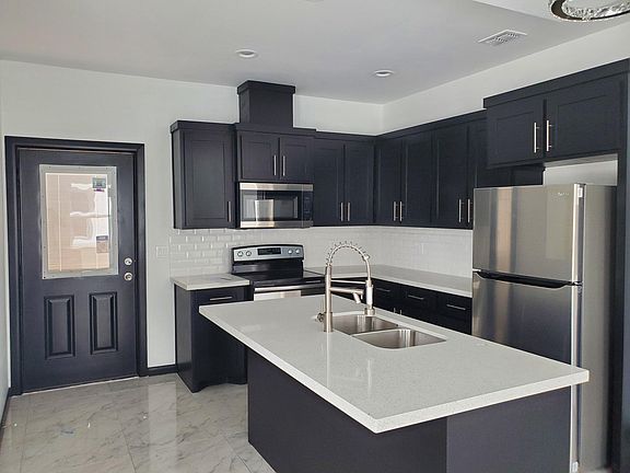 2nd image of 5709 Puffin Ave #3