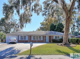 15 Lakewood Dr, Savannah, GA 31410