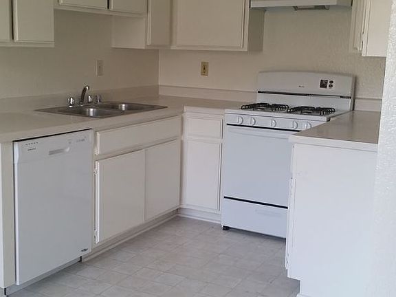 4th image of 1326 W Carson St APT 205
