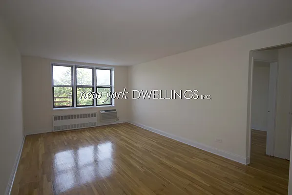 Rented by New York Dwellings LLC | media 10