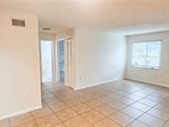5th image of 1527 41st Ave