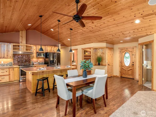 8327 Libby Road NE, Olympia, WA 98506