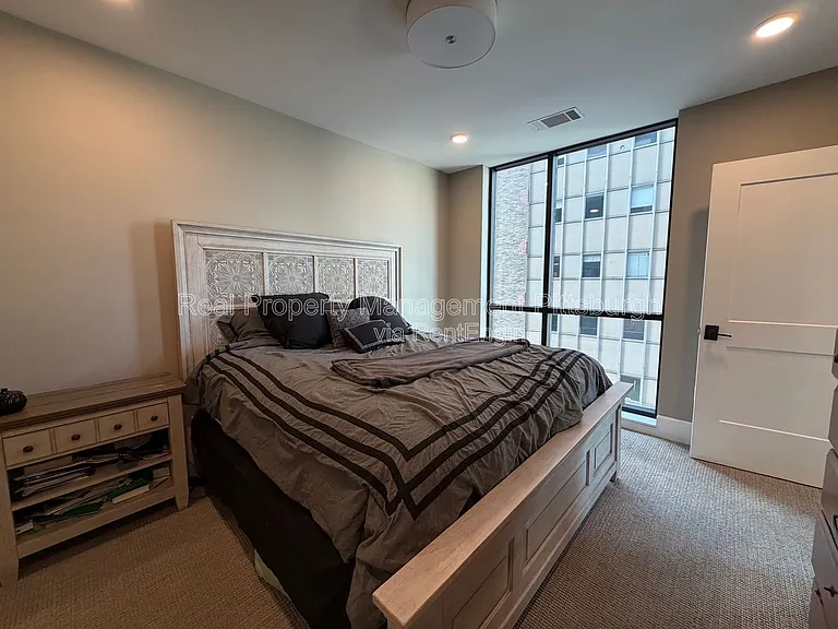 350 Oliver Ave #905 — Photo 10
