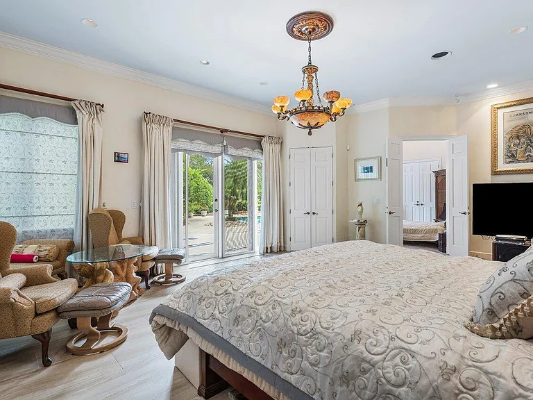 2540 Fairway Island Dr — Photo 26