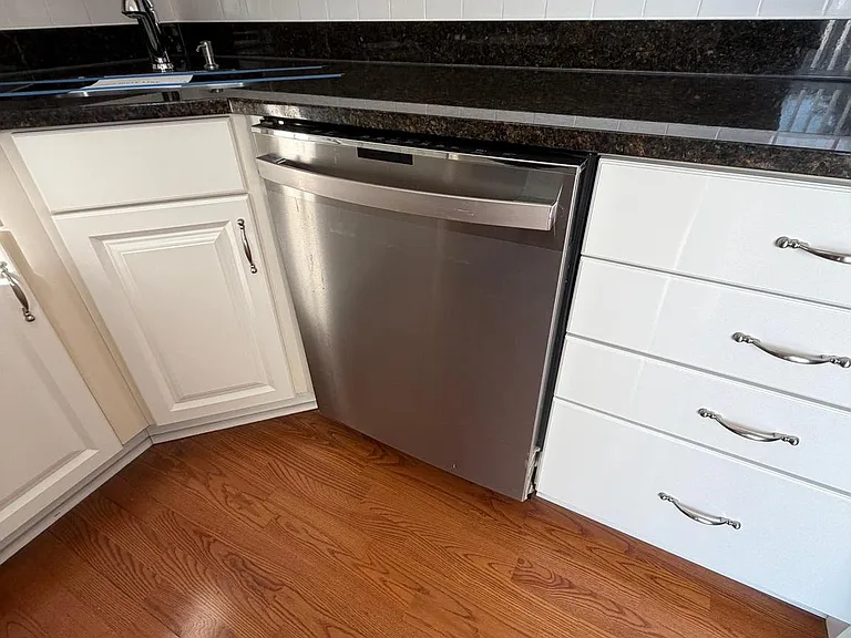 2214 Jensen Pl — Photo 11