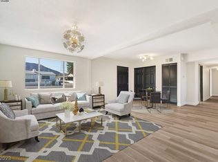 258 W Basic Rd, Henderson, NV 89015