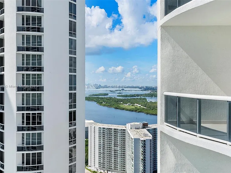 16001 Collins Ave #3507 — Photo 24