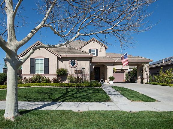 2nd image of 2355 McNary Way