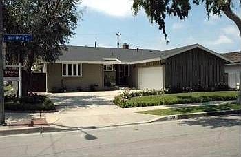 1st image of 331 Laurinda Ave