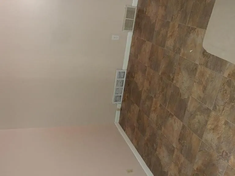 863 Glenwood Ave — Photo 14