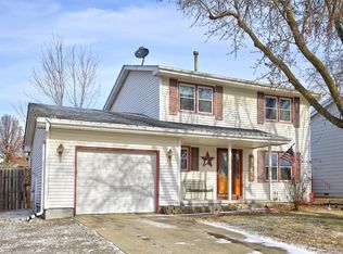 2209 Swan Dr, Norwalk, IA 50211