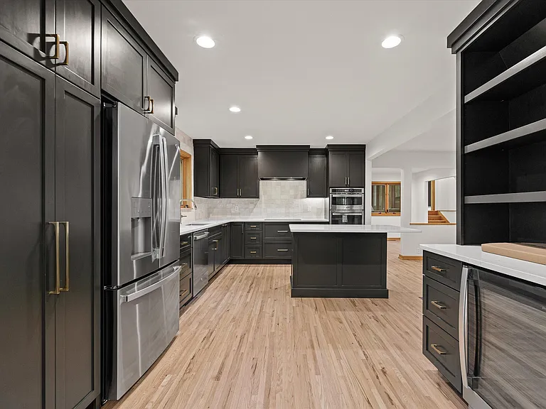 1424 Bradford Dr — Photo 11