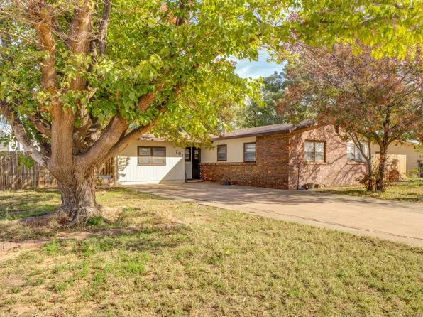 701 Shinnery Ln, Brownfield, TX 79316