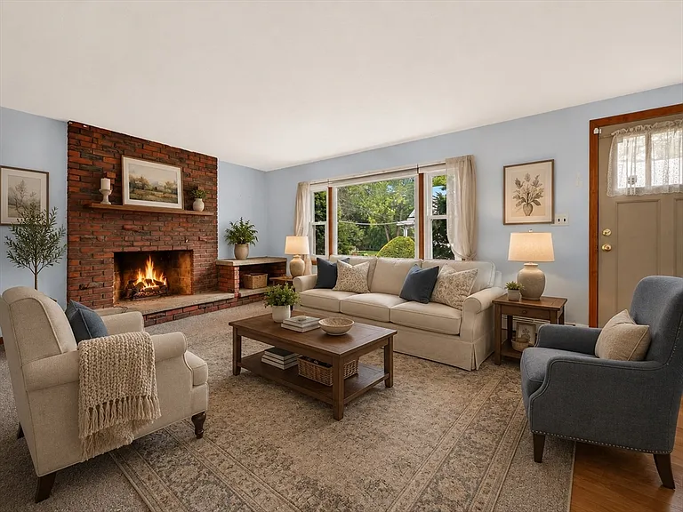 29 Normandy Ave #1 — Photo 1