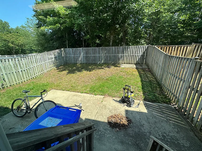 6101 Lands End Ct — Photo 16