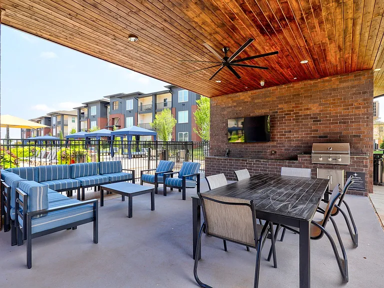 The Encore Apartments — Photo 16