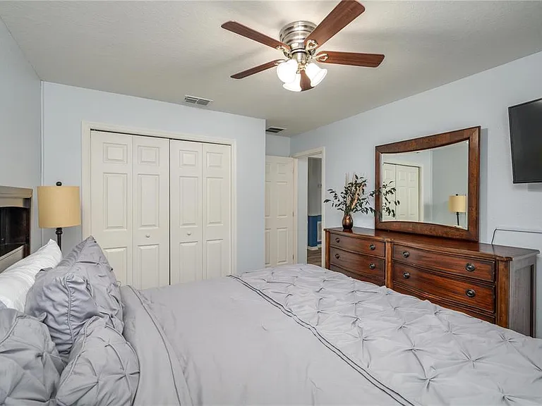 501 Interlock St — Photo 30