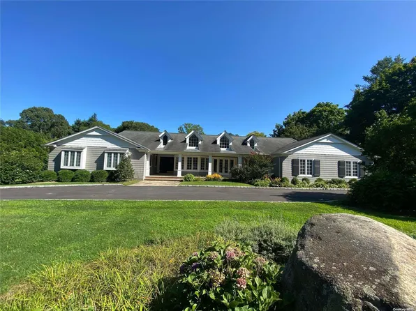 5 Grouse Lane, Lloyd Harbor, NY 11743