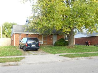 1305 Commonwealth Dr, Xenia, OH 45385