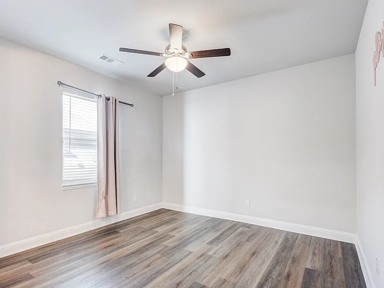 4248 Del Rey Ave — Photo 31