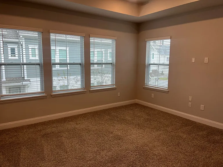 474 Wishbone Ln — Photo 8