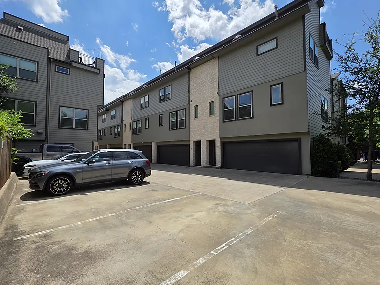 5905 Ross Ave #5 — Photo 26