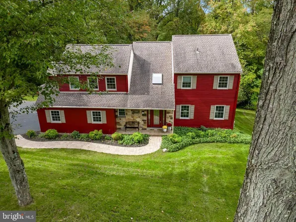 5 Bonnie Ln, Media, PA 19063