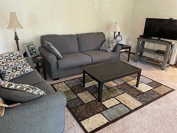 5th image of 31192 Daniels Dr