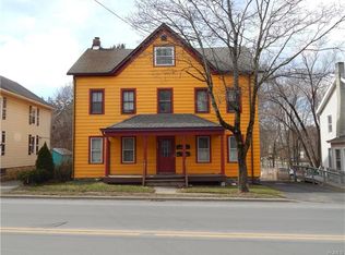 55 N Chestnut St, New Paltz, NY 12561