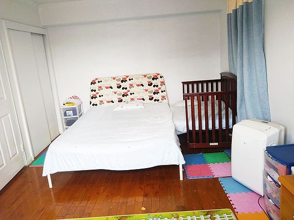 5th image of 141-05 Northern Blvd APT 6C